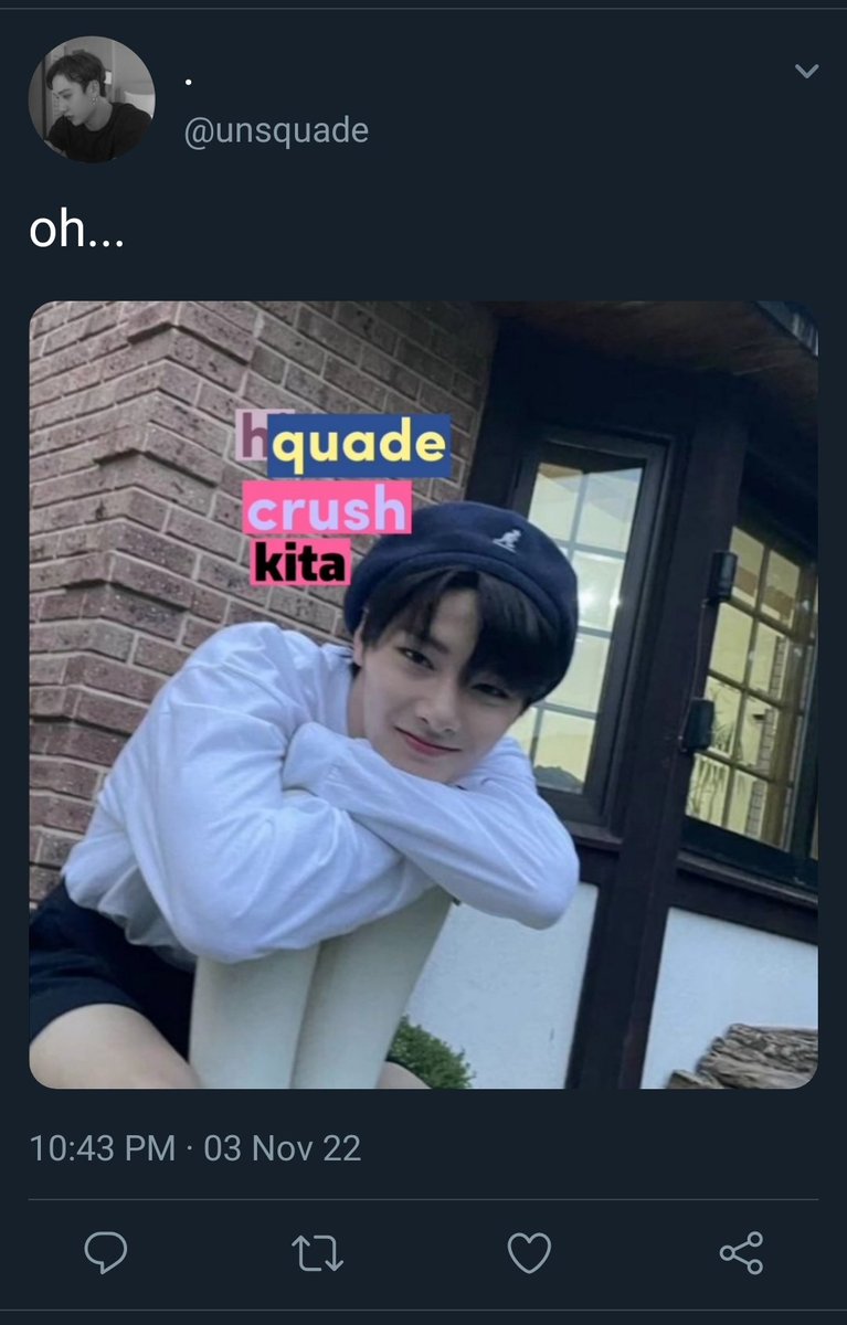 skz filo au prompt

#jeongchan au wherein

— eli (yji) was dared by his friends to do a famous tiktok trend and send it to quade (bc), the man that he secretly likes.