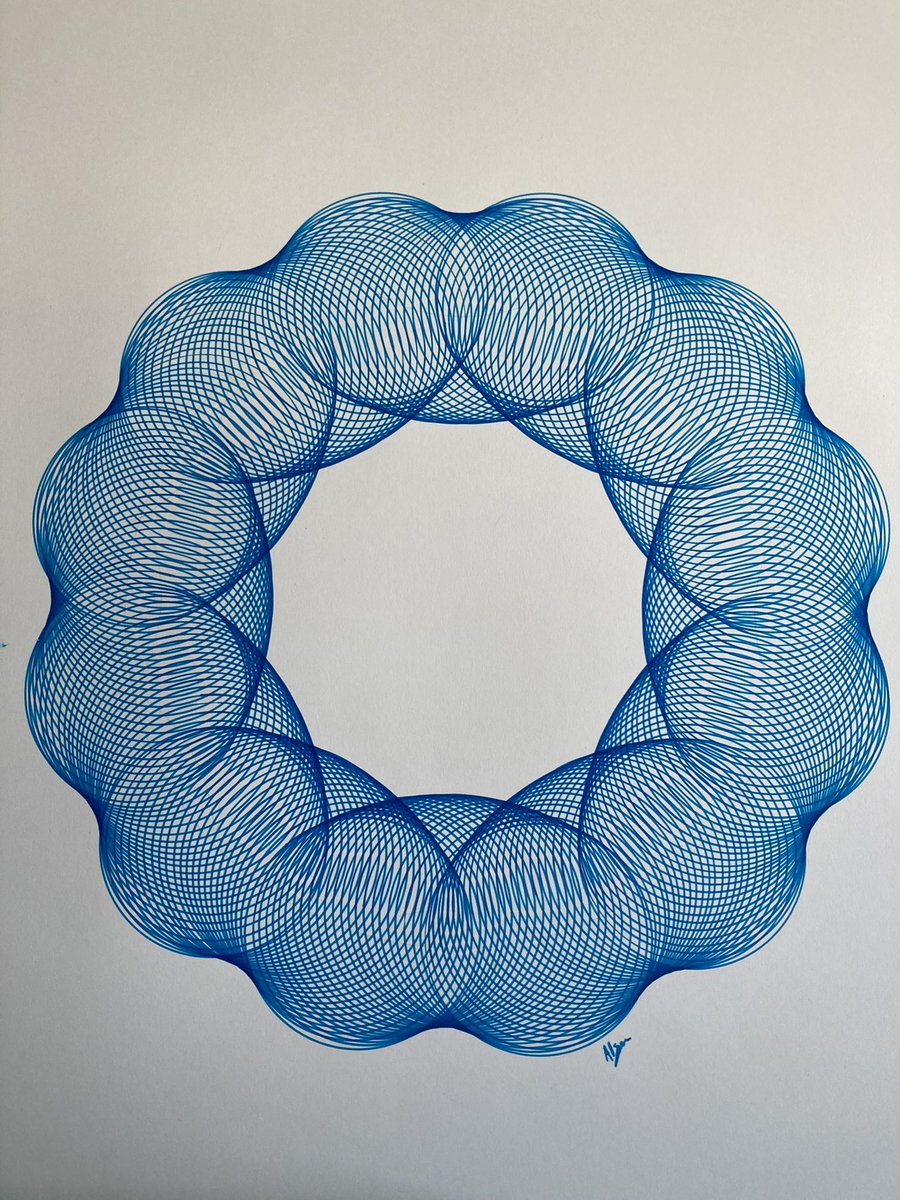 AIsonArt's tweet photo. Day 24 of #the100dayproject and here is a geometric drawing looking a bit like a Spirograph drawing from when we were young. #100daysofmathart #mathartchallenge #mathart #circles https://t.co/pvktcZTLHd