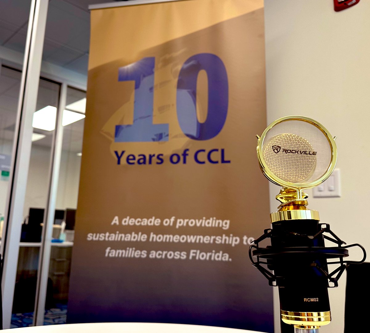 RolyBenitez's tweet photo. A decade of providing financing for families to purchase their dream home. Going for another 10 years. Keep It going. @columbuscaplend 💪🏼💪🏼 https://t.co/tBlrF61fpv