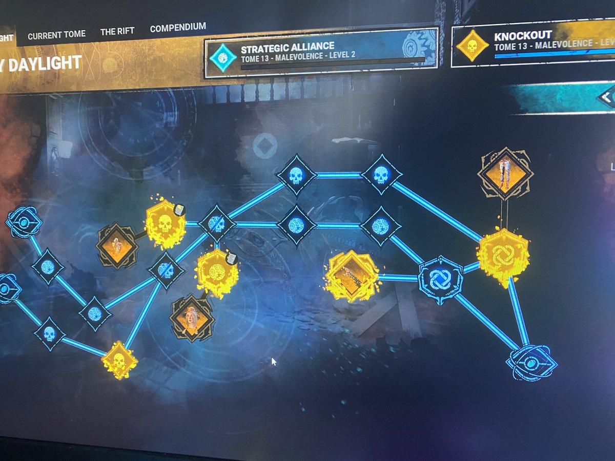 Won’t let me claim these rewards and I really don’t wanna miss out on scarecrow Kate 😭😭 @DeadByBHVR