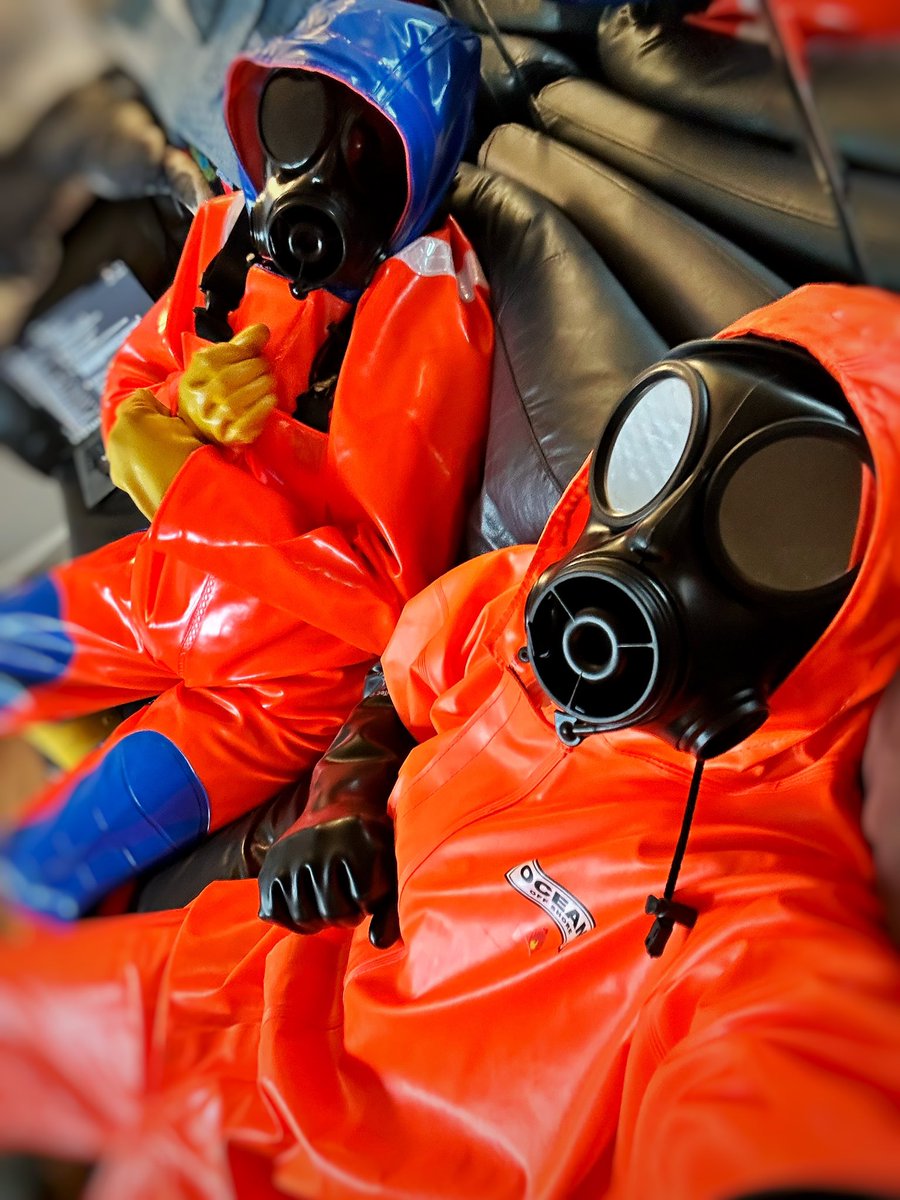 Waterproof gimps. With <a href="/Rocket_Pup/">ScubaCCS / Rocket_Pup / X-274A</a>