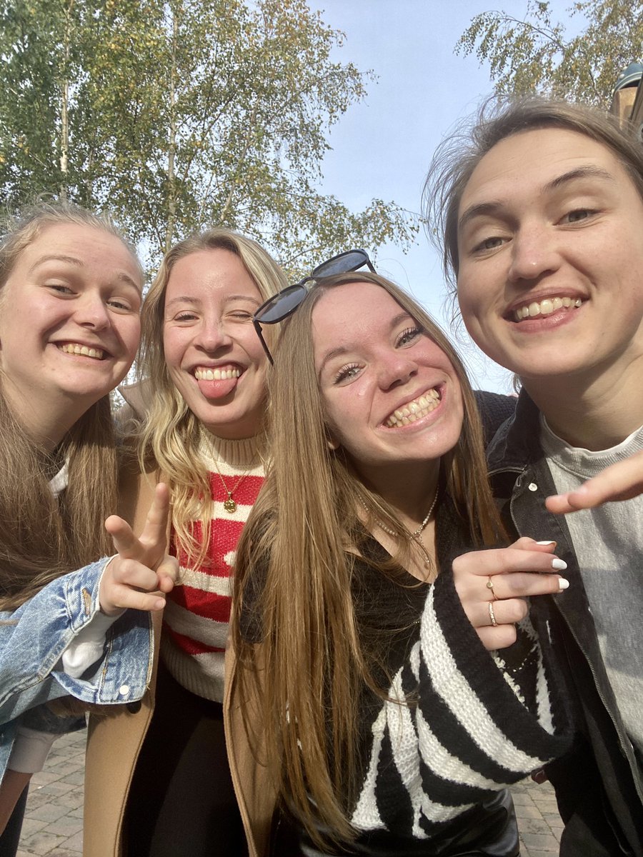 YasmienV's tweet photo. Plopsaland = my happy place ✨ https://t.co/yf7JdSViqt