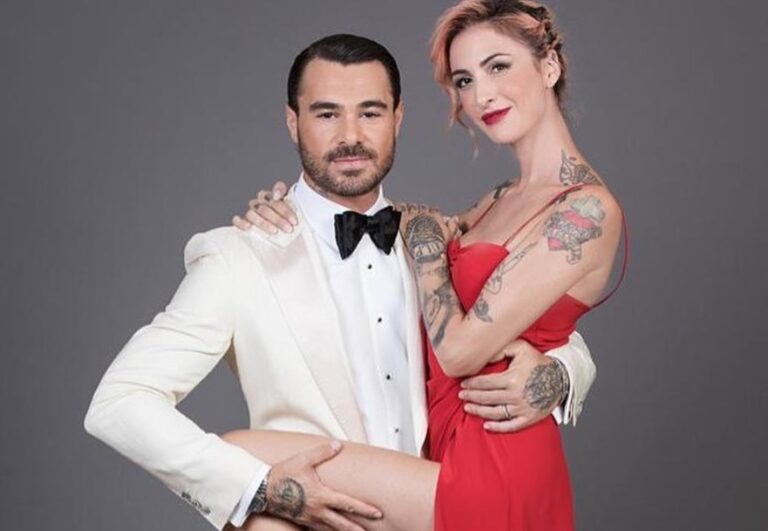 CinqueNews's tweet photo. Un passato di violenza e case occupate, a #BallandoConLeStelle il riscatto di #EMA #Stokholma --» https://t.co/5HK7OStrJj https://t.co/LobYxO7UdM