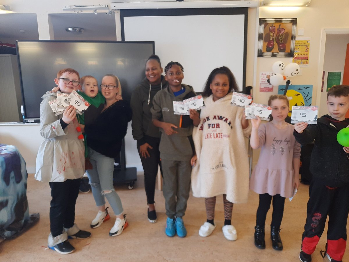 Ballymun Child & Family Resource Centre (@bcfrc1) on Twitter photo Well Done to our WINNERS of Family vouchers that were very kindly donated by <a href="/infofirehouse/">Firehouse Pizza</a> Ballymun πππ
#LocalSupport Well Done to our WINNERS of Family vouchers that were very kindly donated by <a href="/infofirehouse/">Firehouse Pizza</a> Ballymun πππ
#LocalSupport
