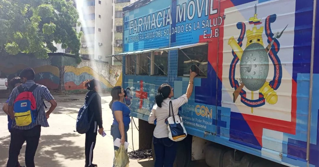 uptmaoficial's tweet photo. Como parte del compromiso de brindar bienestar social a los trabajadores de la Uptma y a la comunidad se realizó una jornada de venta de medicamentos en el edificio Florida de la institución. https://t.co/2DgkRChPT9
