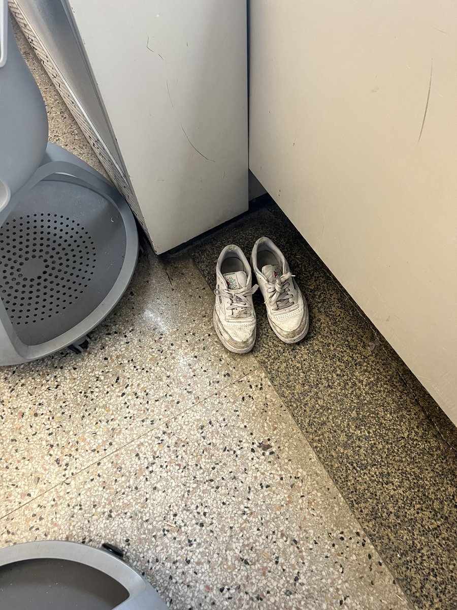 What people leave behind in college classrooms 🙄🤷‍♂️ #AcademicChatter