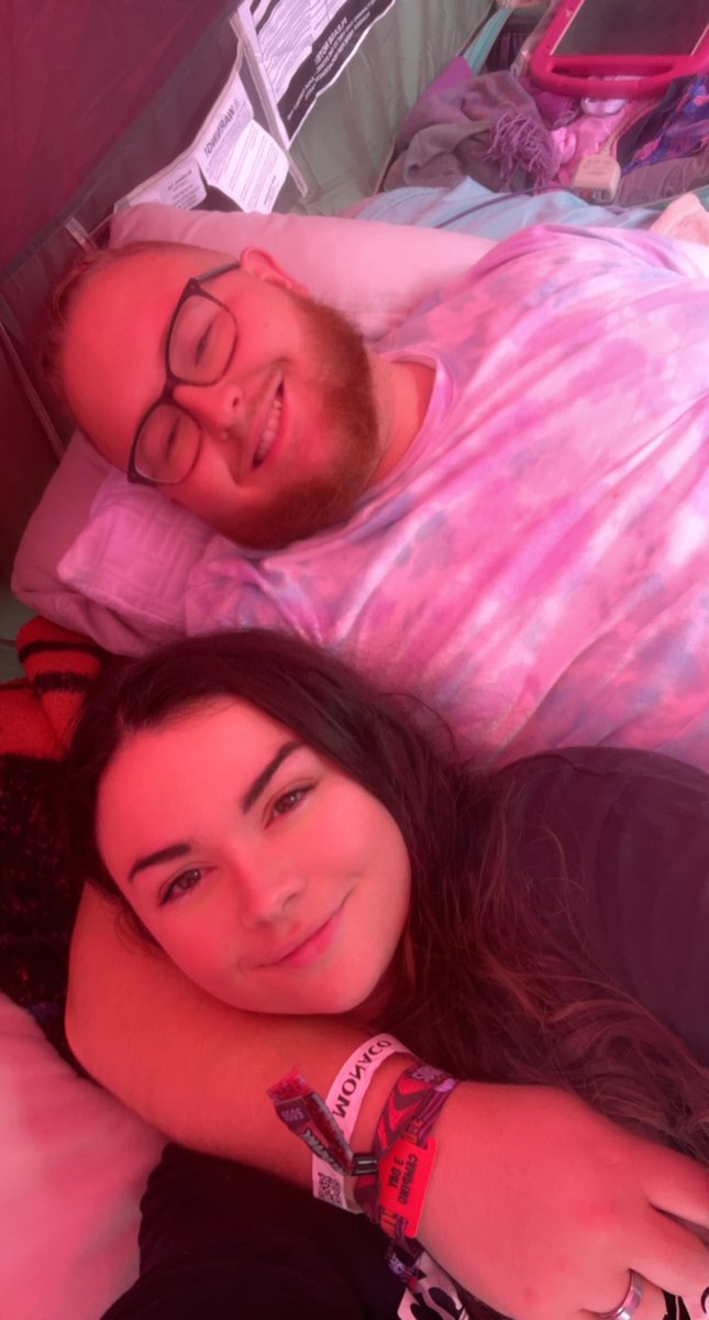 2_kamryn's tweet photo. freakkkyyyy I miss you already 🥲❤️ https://t.co/xKhFGfMB8F