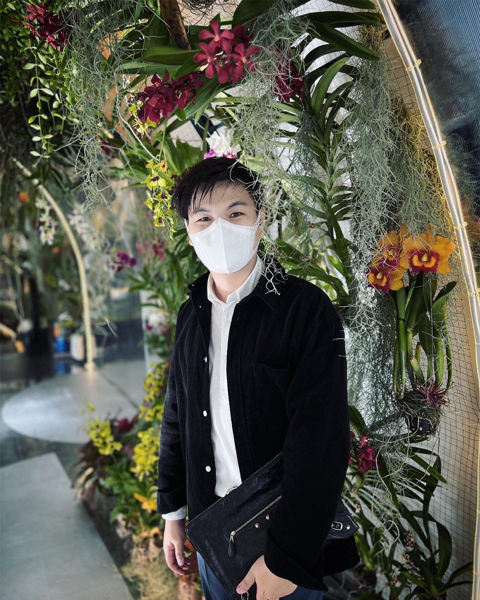 naykung's tweet photo. Flower Festival 🌸
#ALLATCENTRAL
#Central75thAnniversary
#Central75thCelebration #kornthuch #kornth #kornth15 https://t.co/KkGuLdLpfH