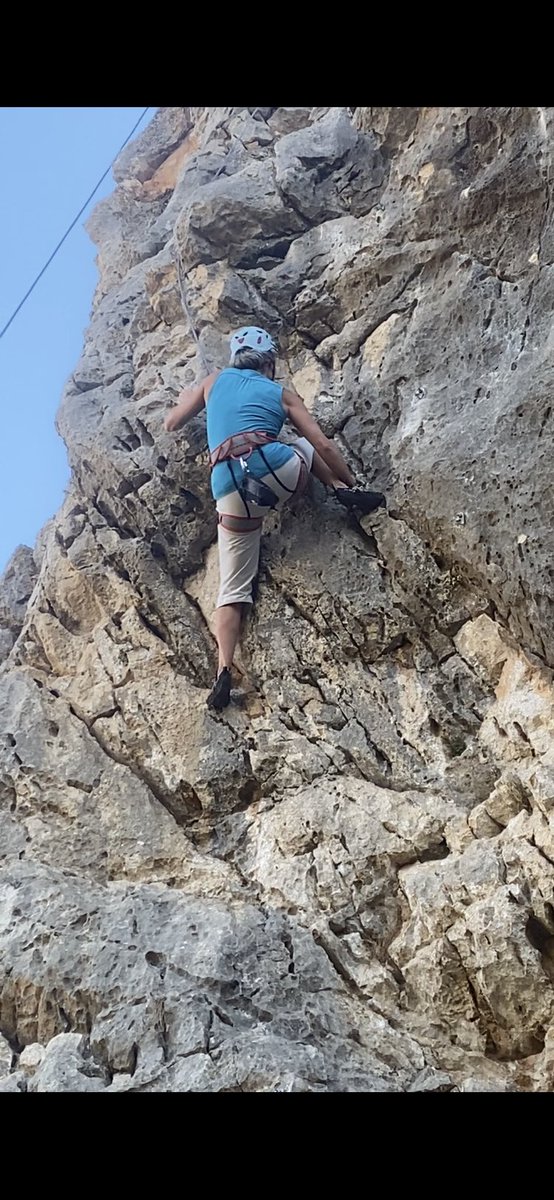 SummitAchieve's tweet image. A fantastic week in El Chorro, Spain. Fancy developing your self confidence? Drop us a line and let’s chat. #developingconfidence #LeadershipDevelopment