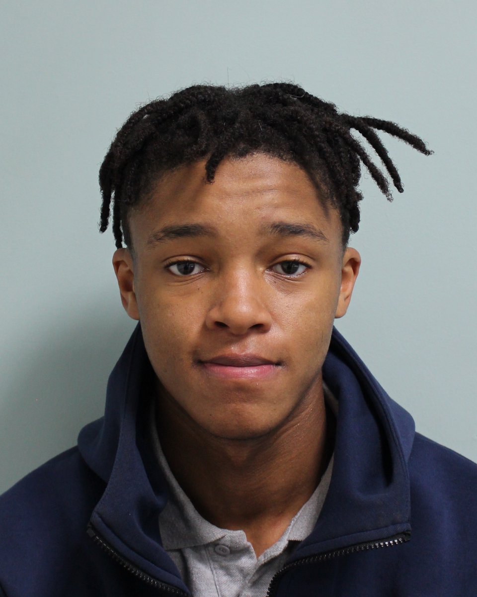 Police need your help to find safe and well 15 y/o Joshua who is missing from his home since 25th October. He is believed to be in the Westminster, W2 area close to Bourne Terrace, Westbourne Grove. If seen please call the police on 999/101 quoting 22MIS038178 #MISSING