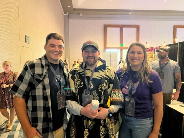 #Tbt to the @RareBloomEvent where me and @SarahBoys2 were fortunate to meet one of our heroes, @IOHK_Charles who continues to bring real world value and fights for the people so we can have a better world. Shoutout to @CWorld_Josh for making it happen #CardanoCommunity