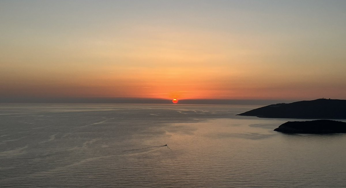 Boris Kuznjecov (@tomos4) on Twitter photo 