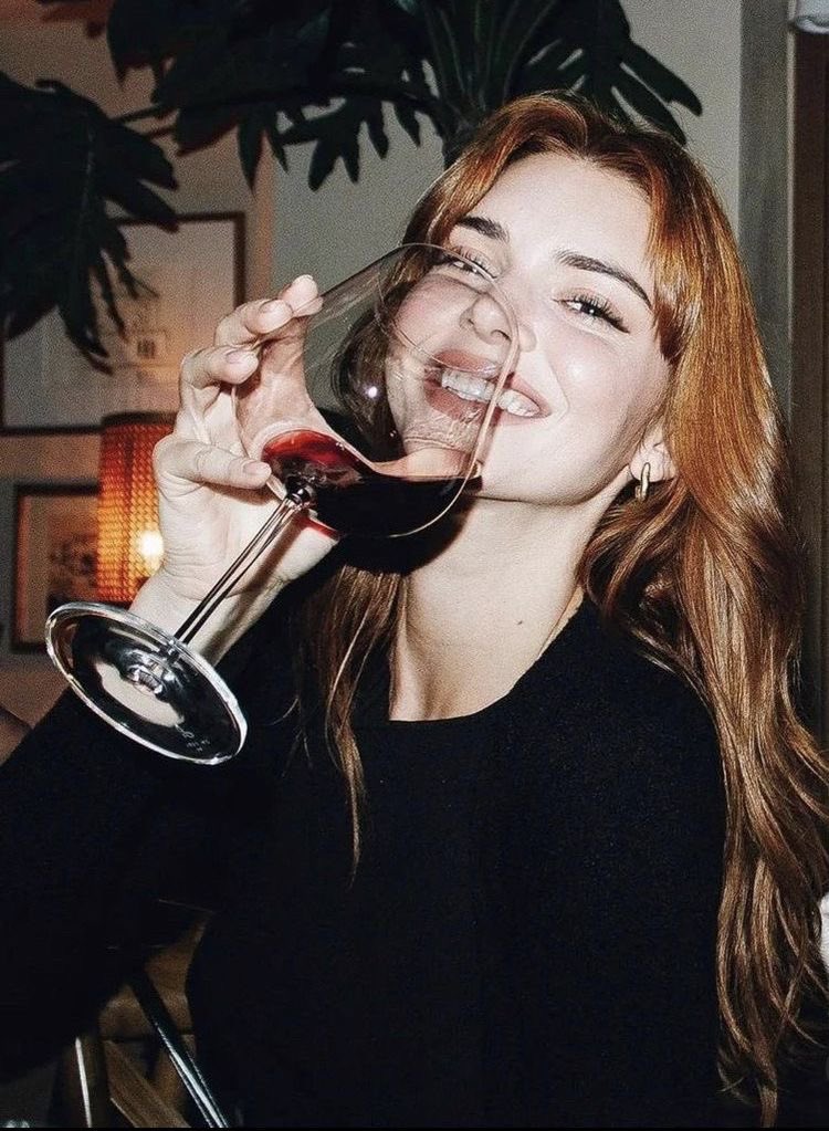 Happy 27th birthday to the one and only, KENDALL JENNER  
