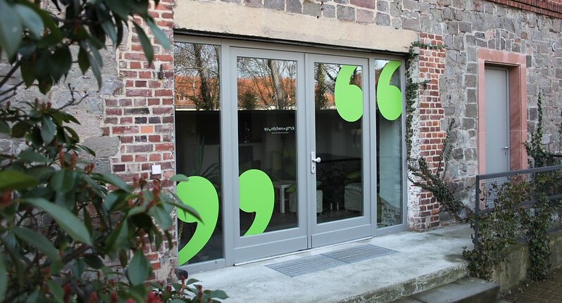 iRights.info 🦣 @irightsinfo@mastodon.social (@irightsinfo) on Twitter photo Zusammen mit <a href="/OERinfo/">OERinfo (oerinfo@bildung.social)</a> ein neuer Service-Text zu drei wichtigen Ausnahmen im #Urheberrecht: Die 15%-Regel für Unterricht und Lehre (aus dem #UrhWissG), das #Zitatrecht und die (relativ junge) #Pastiche-Regelung.
Wie funktioniert's? Hier steht's: irights.info/artikel/drei-a… Zusammen mit <a href="/OERinfo/">OERinfo (oerinfo@bildung.social)</a> ein neuer Service-Text zu drei wichtigen Ausnahmen im #Urheberrecht: Die 15%-Regel für Unterricht und Lehre (aus dem #UrhWissG), das #Zitatrecht und die (relativ junge) #Pastiche-Regelung.
Wie funktioniert's? Hier steht's: irights.info/artikel/drei-a…