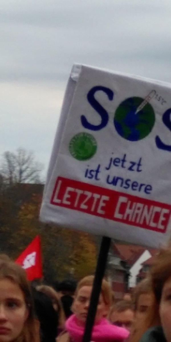 Quaschning fordert die Politik auf die Zukunft unserer  Kinder nicht zu grillen und endlich zu handeln. #s4f #Münster #greenpeace #fff