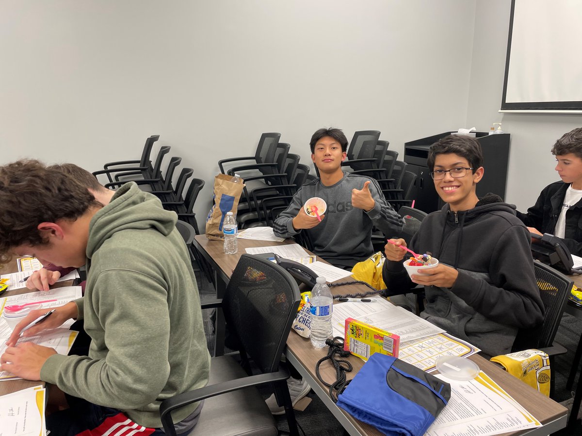 PHMEdFoundation's tweet image. Thanks to our @PennPride365 volunteers who made hundreds of calls, @culvers Granger &amp;amp; @Urban_Swirl who kept them fueled, &amp;amp; the many who Answered the Call during our annual Phone-a-thon! You&apos;re all #1!!!

Visit phmef.org to support @PHMschools students &amp;amp; teachers.