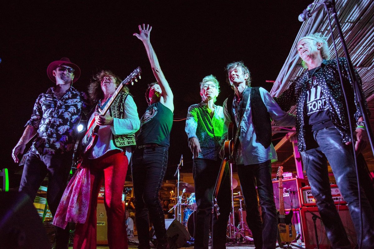 NTRS_official's tweet photo. Great memories of #CyprusRocks a few years back π https://t.co/BFR0aOPY7j