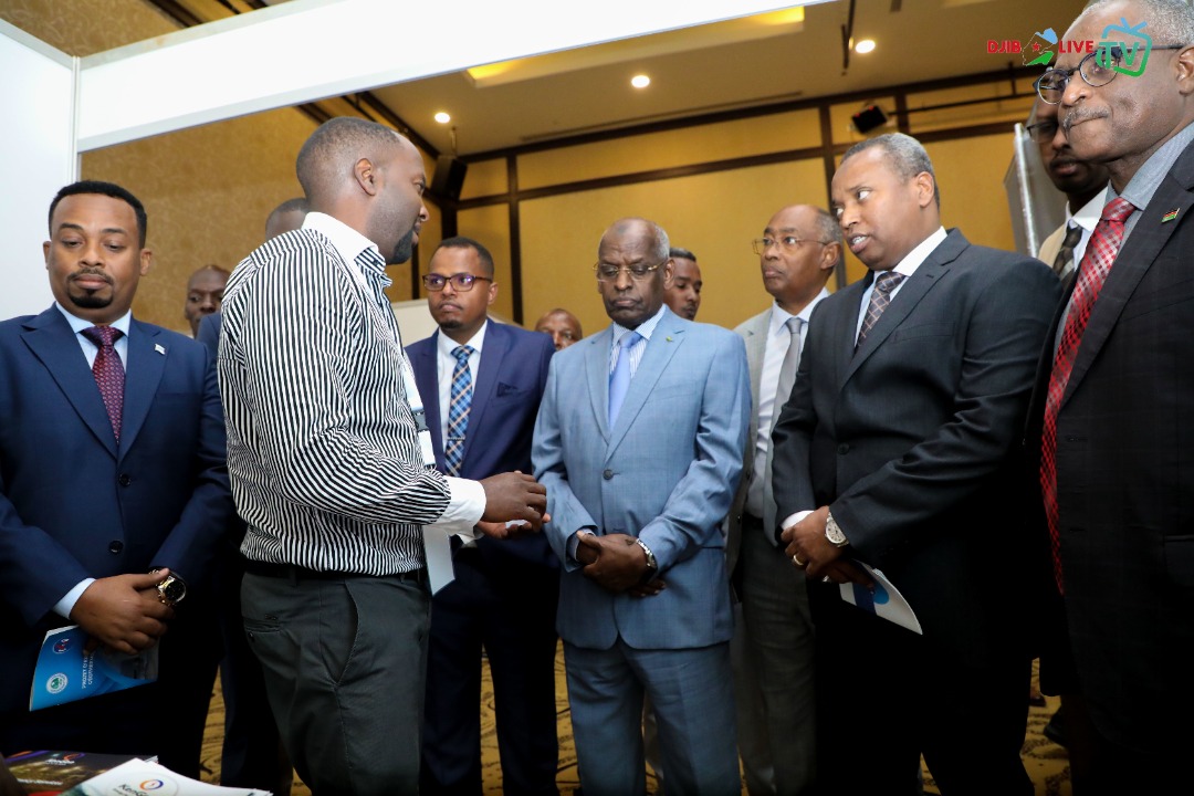 LiveDjib's tweet photo. Le Premier ministre inaugure les travaux de la 9ème édition de la Conférence géothermique du Rift africain (ARGeo-C9).
, #ARGeo-C9) #MERN, #UNEP, #AUC, #AGA, #AWAG, #MFA-Ices lande, #GRÓ-GTP et #IGA.
@ODDEG_DJIBOUTI
@primaturedjib
@Djibouti https://t.co/9EFGpW5y4X