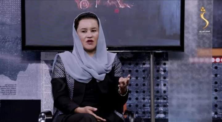 laila_mohammadi's tweet photo. نگذاریم سرنوشت ظریفه یعقوب�� در کابل به سرنوشت، عالیه عزیزی بدل شود. زنان معترض در کابل به گردن همه ما حق دارند، آنها تنها صدای بلند و رسا از تمام مردم افغانستان در برابر گروه تروریستی طالبان بودند/هستند.
جان ظریفه در خطر است.
#نان_کار_ازادی
#FreeZarifaYaqubi 
#StopHazaraGenocide https://t.co/uoPddM2K3T