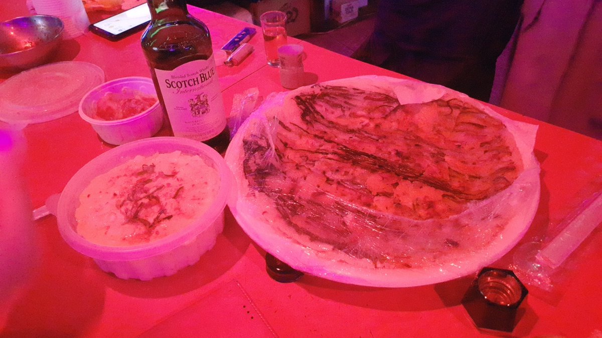 오빠가 시켜준 해물파전에 양주 한잔~ 달콤해용♡