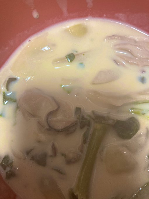 そういえば今日牡蠣入りクラムチャウダー作ったんすけどおいしかったです(感想文) 