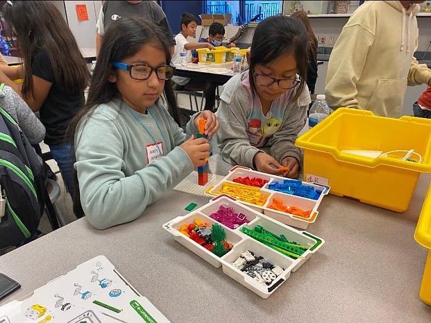 BSD_GATE's tweet image. Our 4th graders had an awesome day at #bsdGATE Camp with a Lego STEM day! Students participated in challenges that involved teamwork, problem solving and change ideas! 
&quot;This was the best Lego experience of my life!&quot; -BES Student Shoutout to @dfaust03 for running the show!