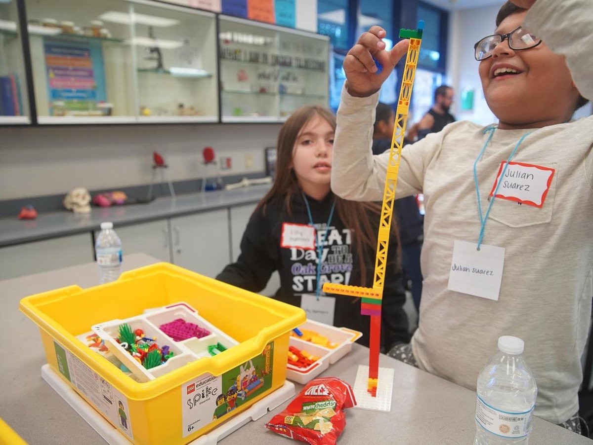 BSD_GATE's tweet image. Our 4th graders had an awesome day at #bsdGATE Camp with a Lego STEM day! Students participated in challenges that involved teamwork, problem solving and change ideas! 
&quot;This was the best Lego experience of my life!&quot; -BES Student Shoutout to @dfaust03 for running the show!