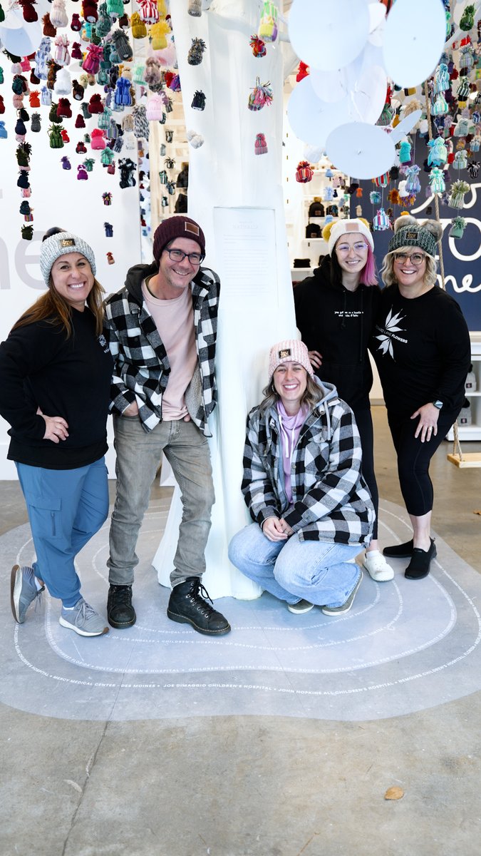 Looking for an inspiring team outing this Fall? 👉Book the Build Your Own Beanie Bar! Teams get designated time to create their own <a href="/LoveYourMelon/">Love Your Melon</a> beanie all while giving back and supporting the fight against pediatric cancer♥️

Reserve your spot today!
forms.monday.com/forms/e9f2f40a…