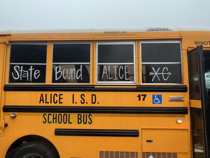 marissacosta10's tweet photo. State Bound! Let’s go Alice XC 🙌🏽@AliceAthletics1 @imwxc2005 @Victoria_D06 
Thank you to our AHS admins who put together the Red Carpet State Qualifiers Celebration. We appreciate the AHS Cheer team, Strutters, Drum-line, student body, teachers/staff who were present 🧡 https://t.co/hm4uBblYIU