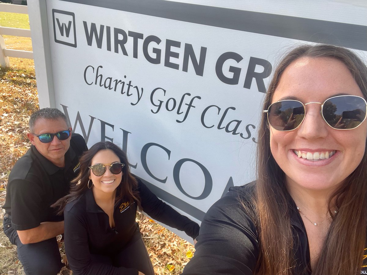 EvolvedEvent's tweet image. Don, Kathryn and Macey at the Wirtgen Charity Golf Classic! 🏌🏼‍♂️ #TeamEES
