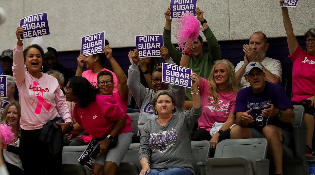 ucavball's tweet photo. Two big games this weekend - Friday @ 6 PM &amp; Sunday @ 11 AM. 

Bring ALLLLLLLL the energy! 

#BearClawsUp x #SugaSuga https://t.co/CS5B26lwiR