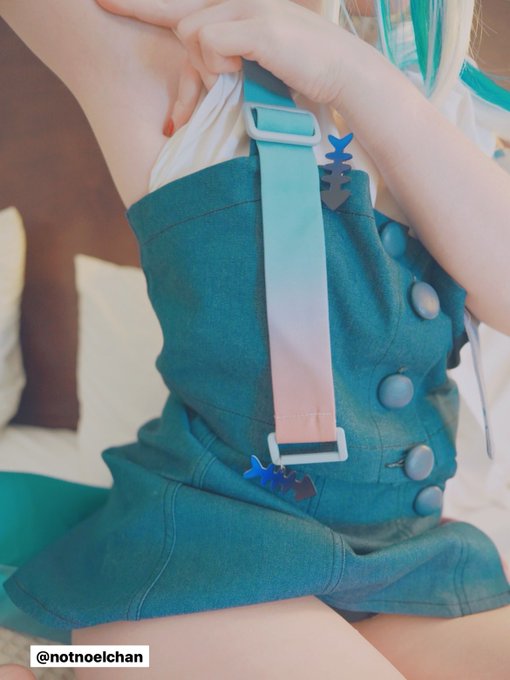 What do you mean you want to see my armpits? https://t.co/8fxWsnwwYO