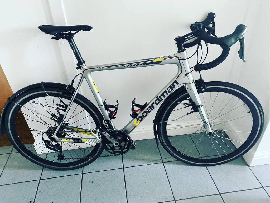 weegiewheelercc's tweet photo. 1hr45 later. stripped. Cleaned. Lube. New Pads fitted. Can use for 1st in couple weeks.
#glasgowcycling #scotland #bikes #bikelife #scottishcycling #lovecycling #weegiewheelers #ukcyclechat #letsridesocial #outdoors #outsideisfree #oursocials #letsrid… https://t.co/leX7FcKeOn https://t.co/aagQSnvwkL