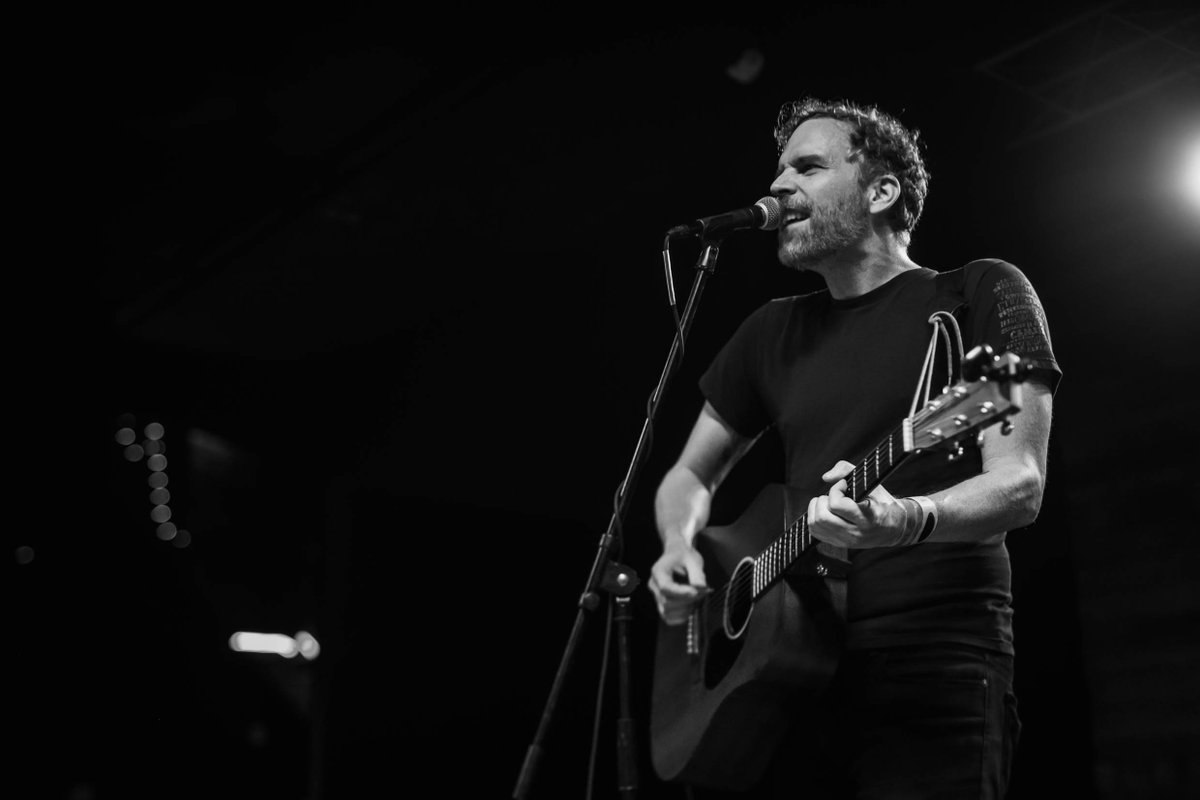 troubledareyou's tweet photo. solo set from @heybobnanna at @thefestfl #FEST20 https://t.co/UF2bwQlISG