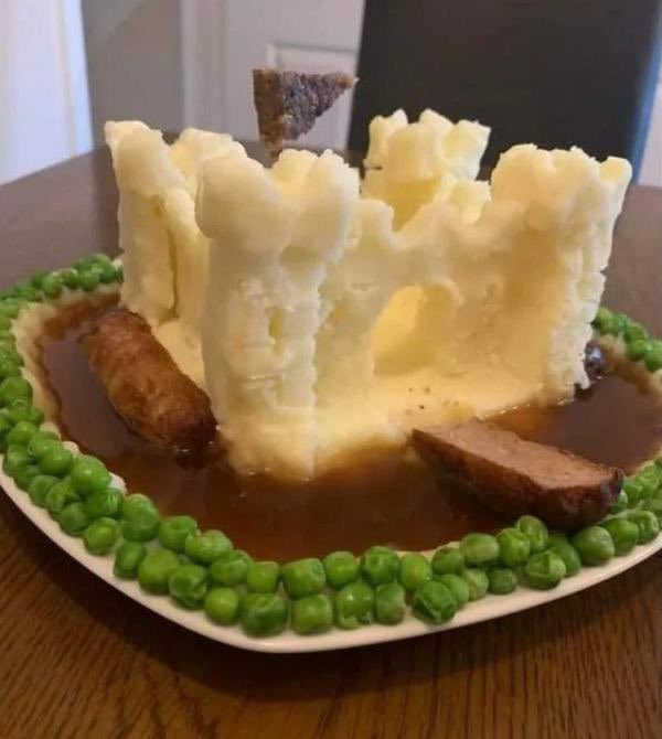 No Context Brits tweet media