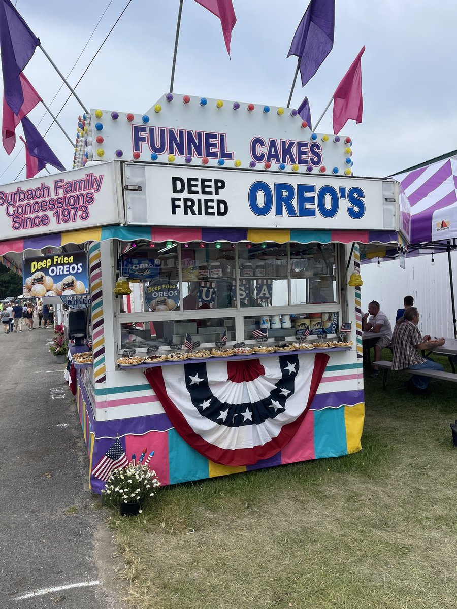 Day 3- thankful for an awesome trip to the Geauga County Fair back in September where I was able to get one of my favorite foods!!! Fried Oreos! #broncosignite