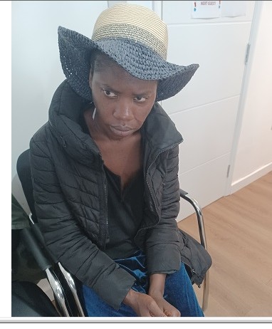 Help Police find #missing Yolanda Kelly aged 43 who was last seen in South London on 29th October 2022. Last seen in a long sleeved white top and trousers. If you know where Yolanda is then please call 101 and quote 22MIS038637. 1508AS