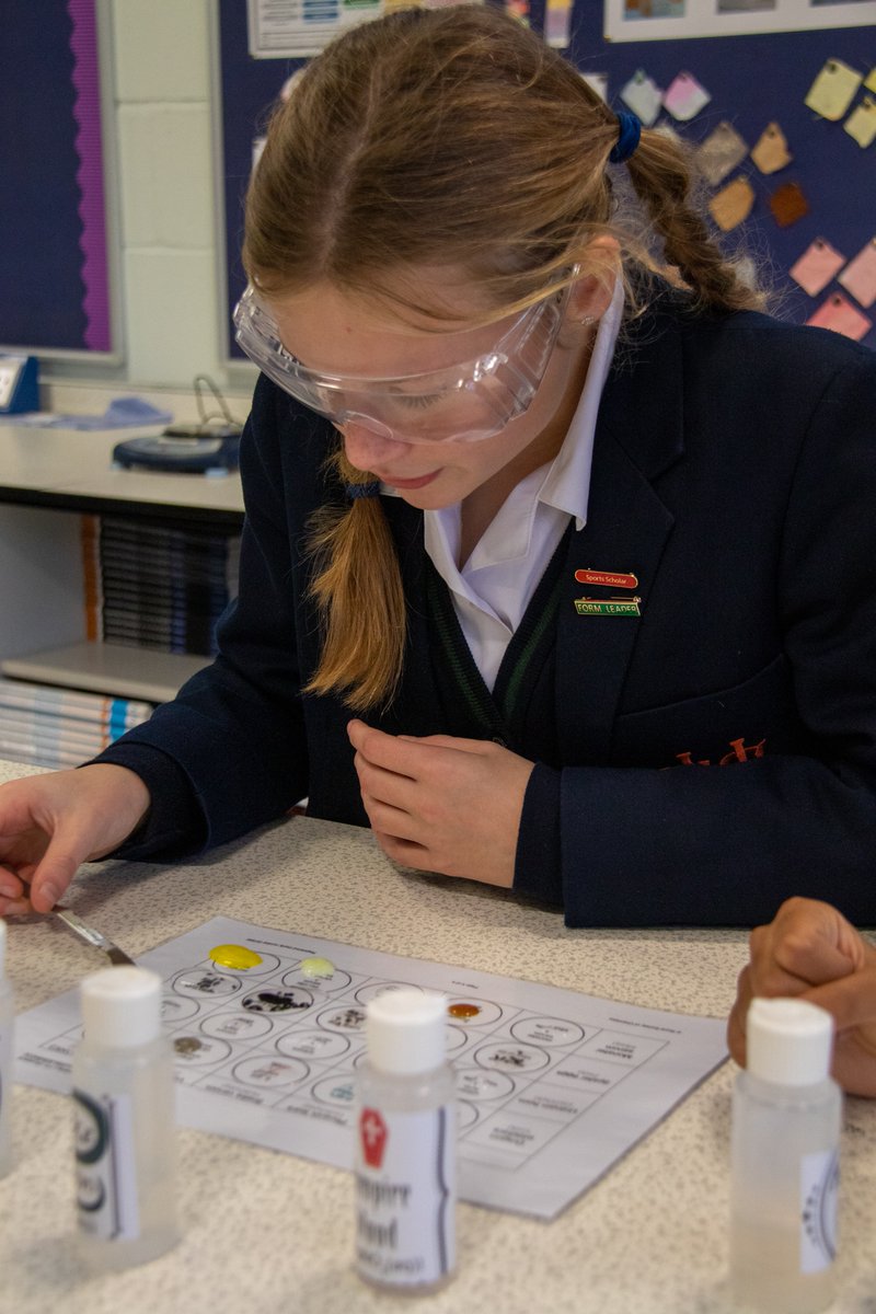 NorwichHigh's tweet photo. Chemistry Club were in action this lunchtime, testing the reactions of some spooky-looking chemicals in a Halloween inspired experiment! 🧪🎃

#MadebyGirls #NorwichHighSchoolforGirls #STEM https://t.co/9dqfEtgYQs