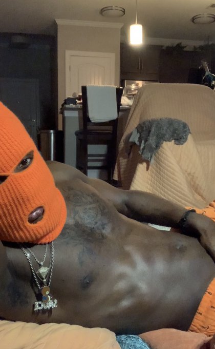 Mask or no mask ?? https://t.co/V3Xr5SvaHz