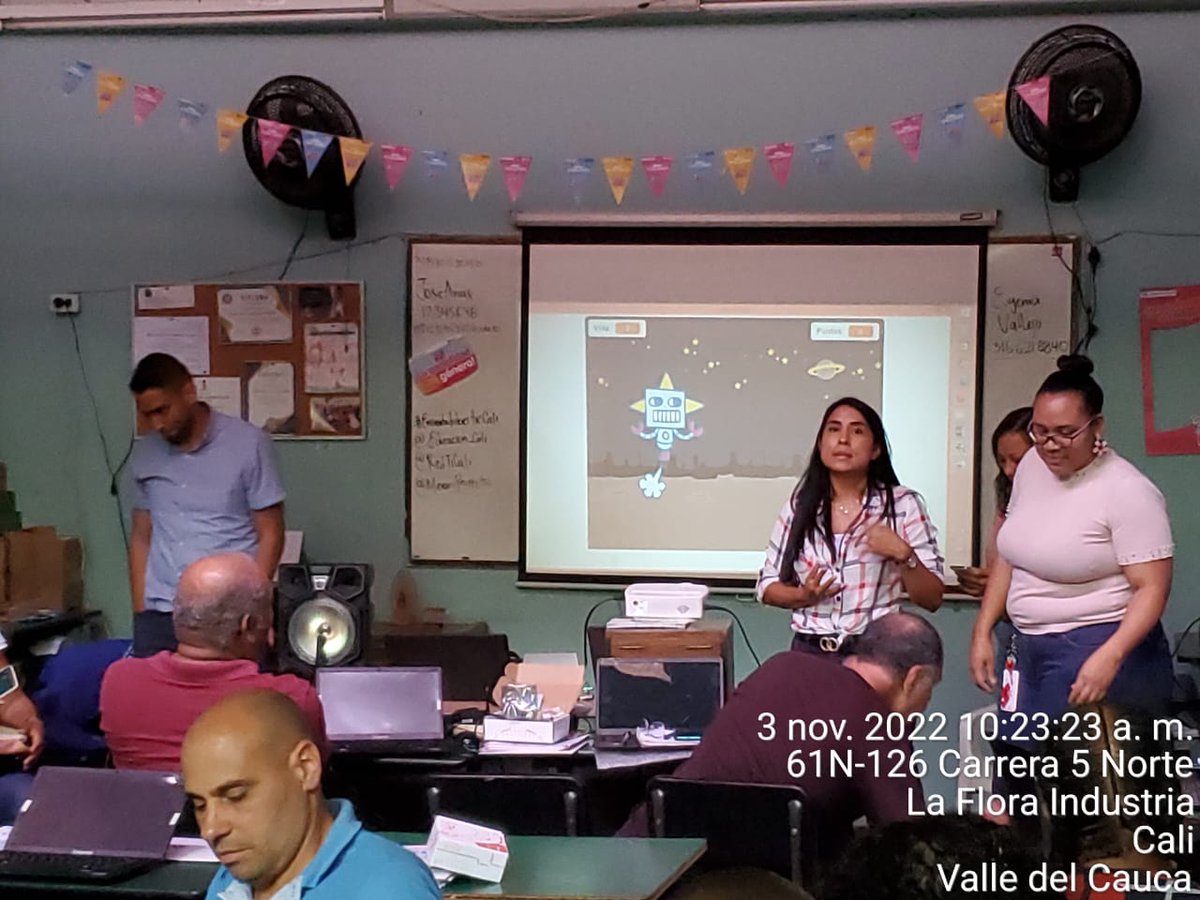 laprofevicky86's tweet photo. Lógica creativa con robótica. Proyecto Merani. IEO JOSE ANTONIO GALAN.⚡️⚡️
#EncuentroLideresTicCali 
@Educacion_Cali @RedTiCali @MeraniProyectos https://t.co/1rxpzym7ji