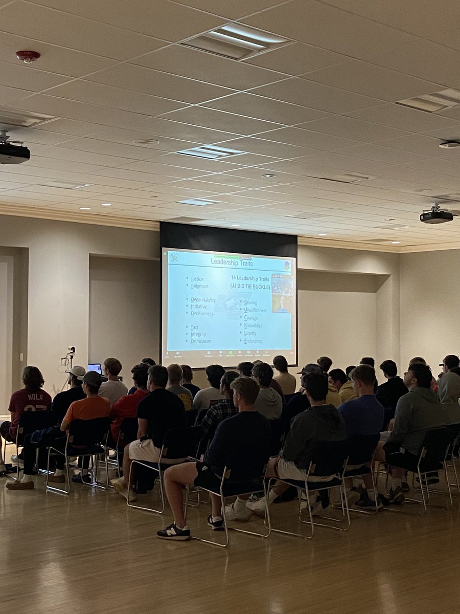 JuniataBaseball's tweet photo. We want to thank Lt. Colonel Eric Albright, Juniata Class of 2005, for speaking to our guys last night! As part of our 30 in 30 Series, Lt. Colonel Albright spoke about what Leadership looks like both on and off the field. 
#LUI #PullTheChain https://t.co/MZ959et1Hf