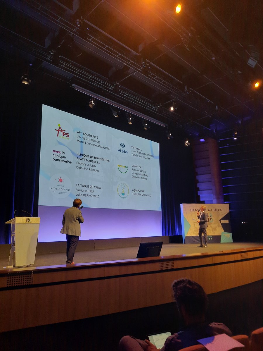 [EN DIRECT]
#ess

David Heckel et Philippe GIRARD présentent les candidats aux trophées !

Découvrez dans un instant les lauréats !