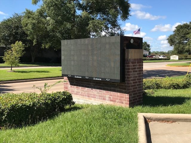 ULsigns_'s tweet photo. Good Year installed P10 LED Digital sign. Please visit our website https://t.co/frI1F98WyP
Call us now 832-680-6111. #LEDdigitalsign #LEDsign #P10sign #Outdoorsign #LEDmessage #LEDmessageboard #LEDelectronicsign https://t.co/k32z0c1GbP