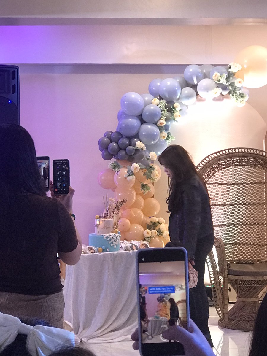 Leidygurl's tweet photo. Mananatili kang inspirasyon
@moiradelatorre 

HAPPY BIRTHDAY MOIRA
#BloomingMoiraDay https://t.co/TGUu29OLO8