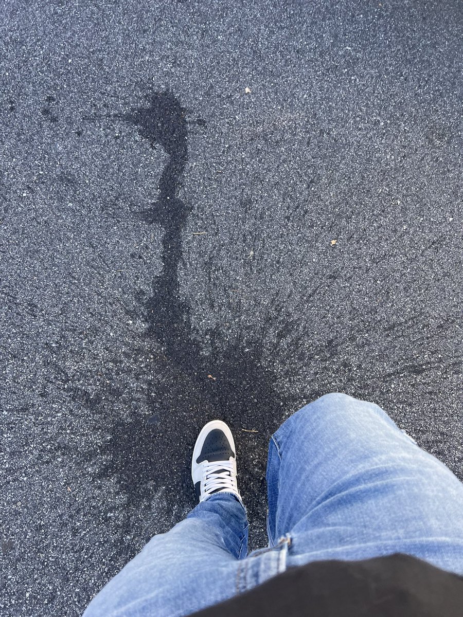 itsselfoneself's tweet photo. Day 3 of 19 #1of1s #shadows2.0 https://t.co/5h5WH6NSLV