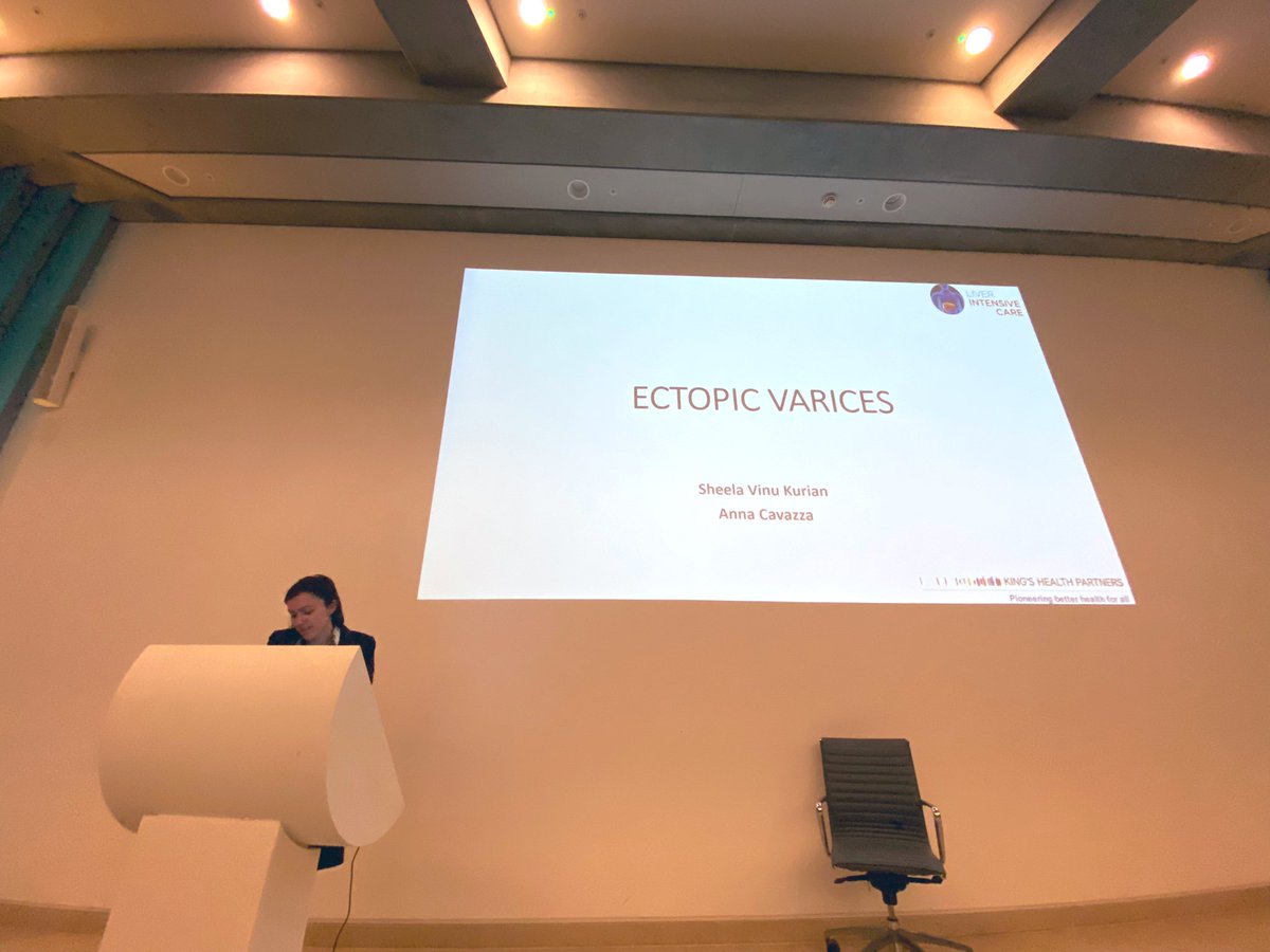 AdamRiedlinger's tweet photo. Dr Anna Cavazza from #liverintensivecare presents a case of managing ectopic varices. Missing @sheela_vinu!! #LiverTwitter #liverlearning #LITU2022 @KingsCritCare @KingsCollegeNHS @AnneVEldere https://t.co/7xQumZtXqP