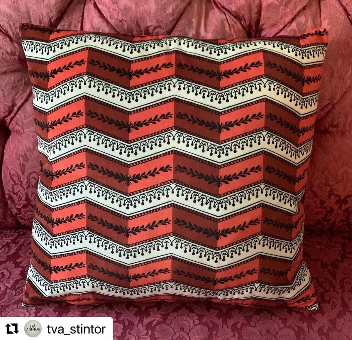 elobinacom's tweet photo. Fyll på ditt kuddfodralslager inför Black Friday och andra kommande kampanjer. Även perfekt för personligt bruk, din butik och presenter.
👉 https://t.co/iyAxewAGKz
#Repost @tva_stintor with @use.repost
#elobina #kuddfodral #sammet #eastcoast #tyg https://t.co/SBaHgifOHe