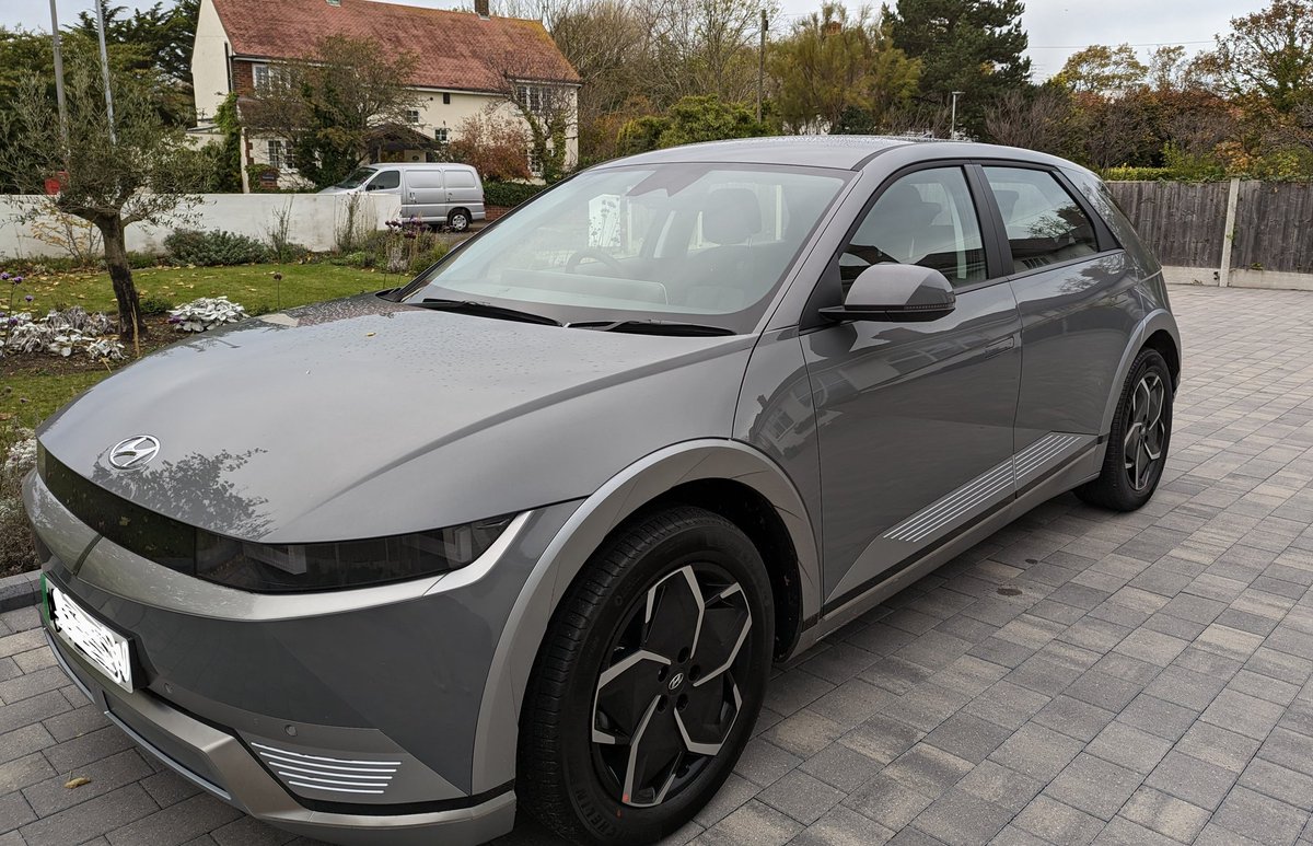 coldesign_ltd's tweet image. I have joined the future. 😁Its only took me ten years 🤣 #ionic5 #ElectricVehicles  #future  #conceptartist