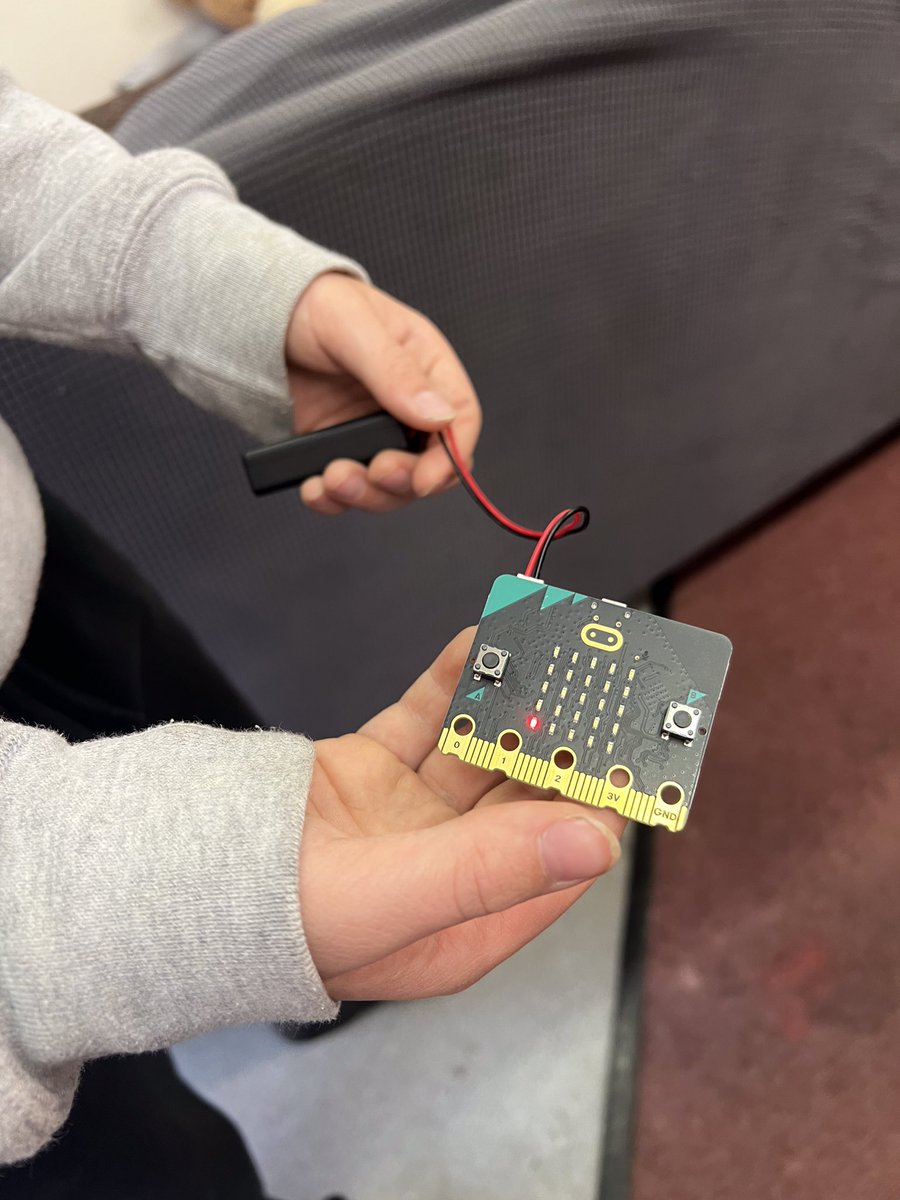 Quarryhill Primary School (@quarryhillp) on Twitter photo “If I were an inventor I would..." P6M are learning to code using <a href="/microbit_edu/">Micro:bit Educational Foundation</a>. The micro bits are a pocket-sized computer that lets you code it to do whatever your imagination can come up with! Lots of ideas how these can be used to answer our big question. #inventors “If I were an inventor I would..." P6M are learning to code using <a href="/microbit_edu/">Micro:bit Educational Foundation</a>. The micro bits are a pocket-sized computer that lets you code it to do whatever your imagination can come up with! Lots of ideas how these can be used to answer our big question. #inventors