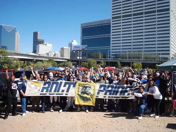JonE_Boltpride's tweet photo. #BoltPride World Wide FAM⚡️LY is about our love for the #Chargers , #Family , #Respect , & #GreatTimes ⚡️⚡️⚡️ Here’s our #ThrowbackThursday taking it back to #Atlanta 🏈 #BoltPride4Life #ThunderAlley #SwoopThereItIs #FanUnity https://t.co/66ZkF0Fjfd
